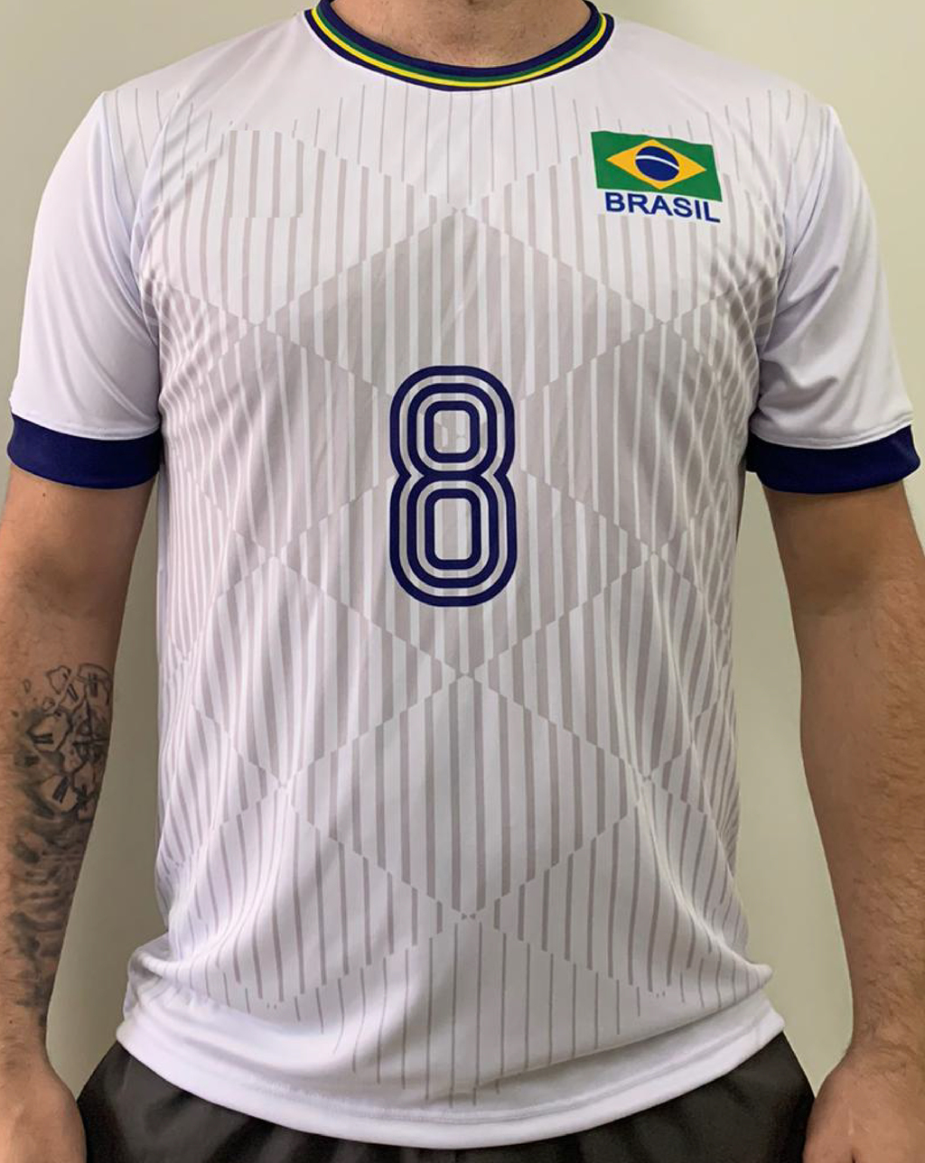 Quer a camiseta volei olimpiadas 2024? Veja onde comprar a versão oficial agora.