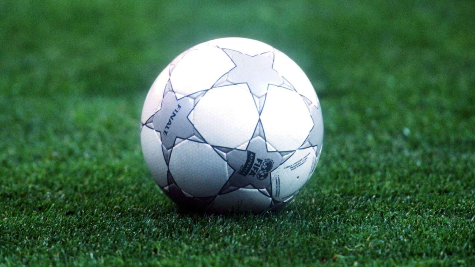 Quer saber tudo sobre a bola da Champions 2020? Veja aqui!