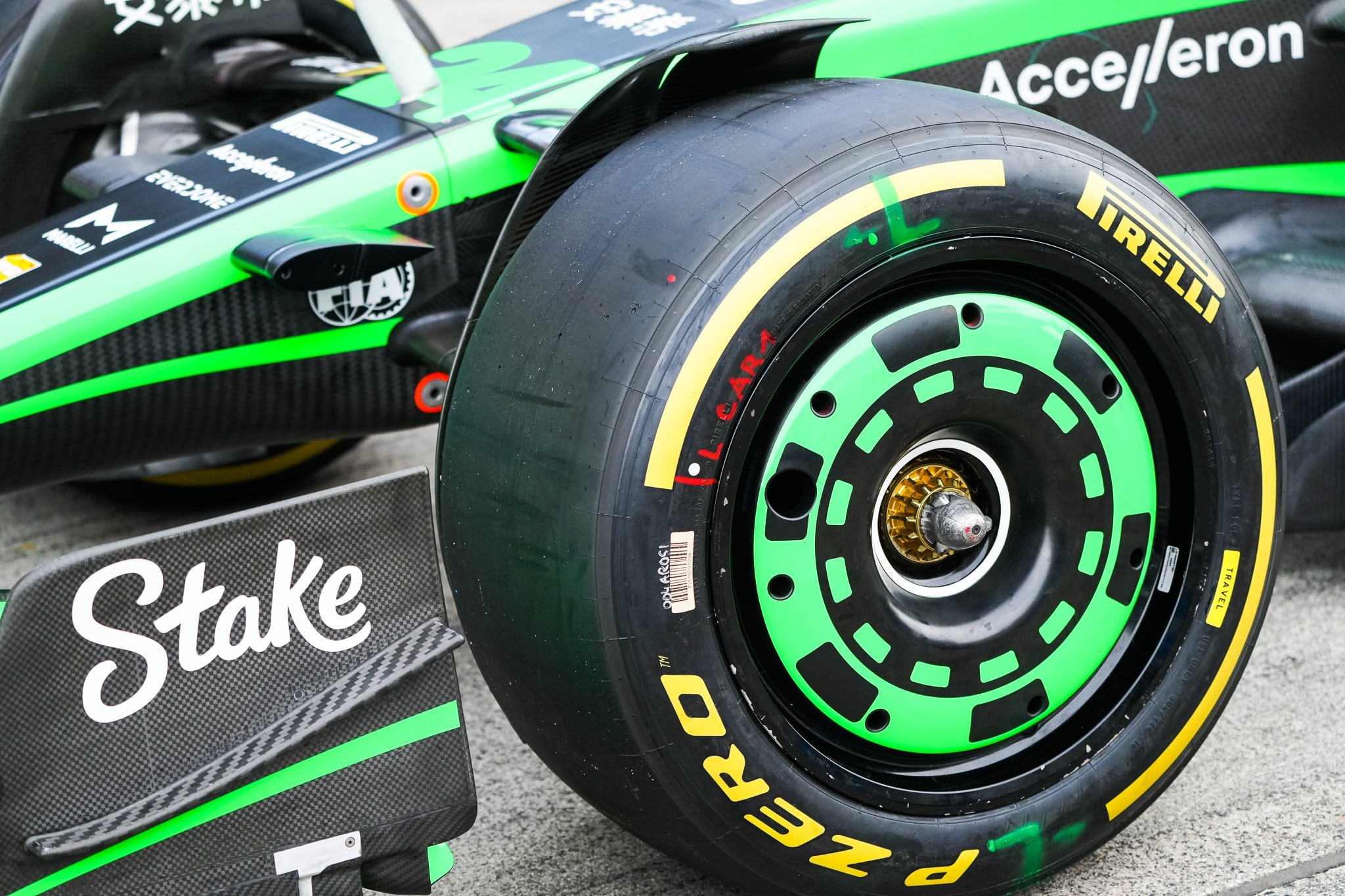 Pneu de Formula 1 quanto custa para as equipes? Saiba mais sobre esse investimento alto.