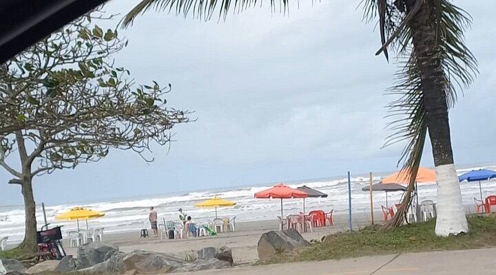 Praia Gaivotas Paraná: Saiba tudo antes de ir - clima, praias e mais!