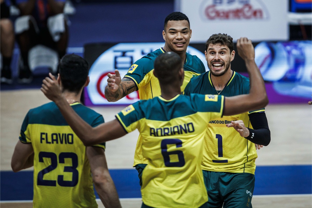 Quem ganha: Brasil vs Sérvia no vôlei masculino? Saiba quais são os pontos fortes de cada time.