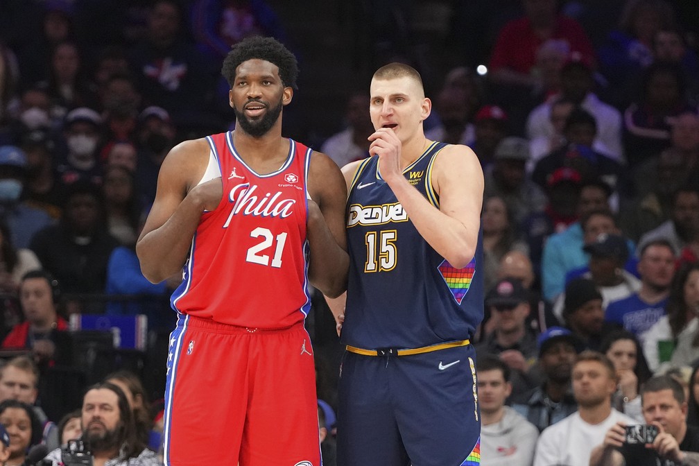 Quem será o MVP da temporada regular da NBA? Veja aqui os maiores favoritos ao prêmio.