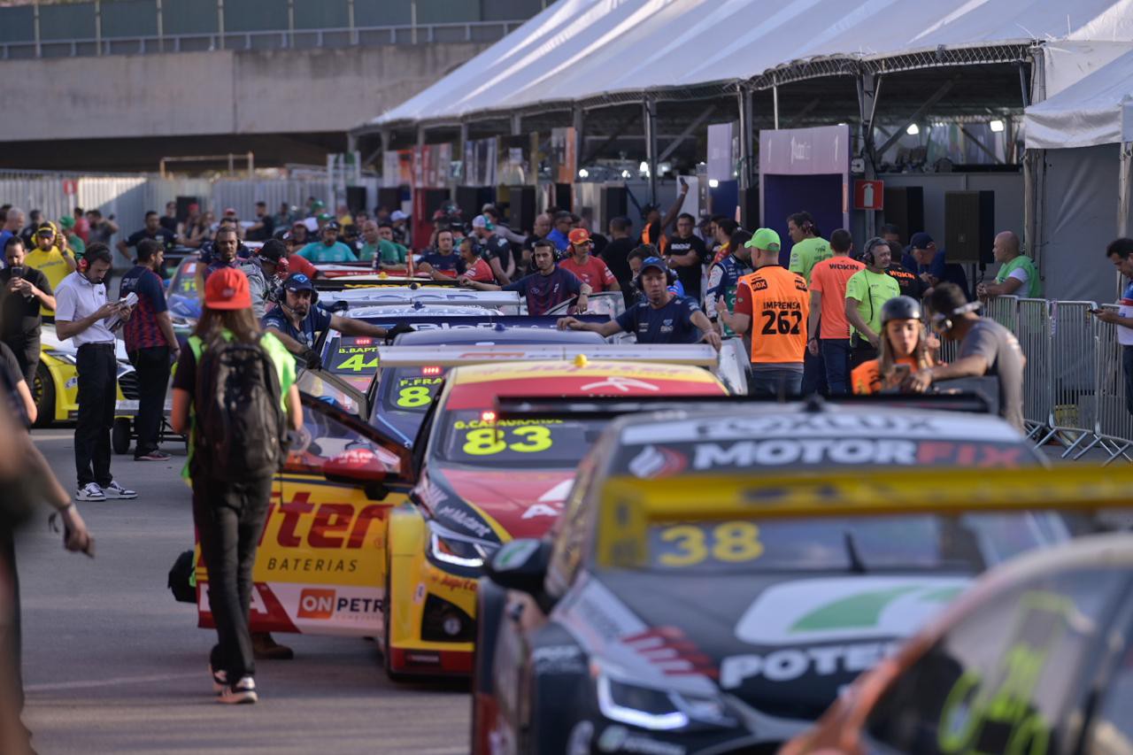 Stock Car Programação: Como Acompanhar as Corridas ao Vivo.