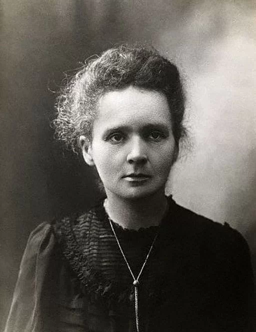 Mulher pioneira: quem abriu os caminhos? Descubra histórias marcantes.