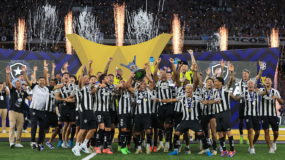 Campeonato Brasileiro 2007 Classificação: Relembre os campeões e artilheiros!