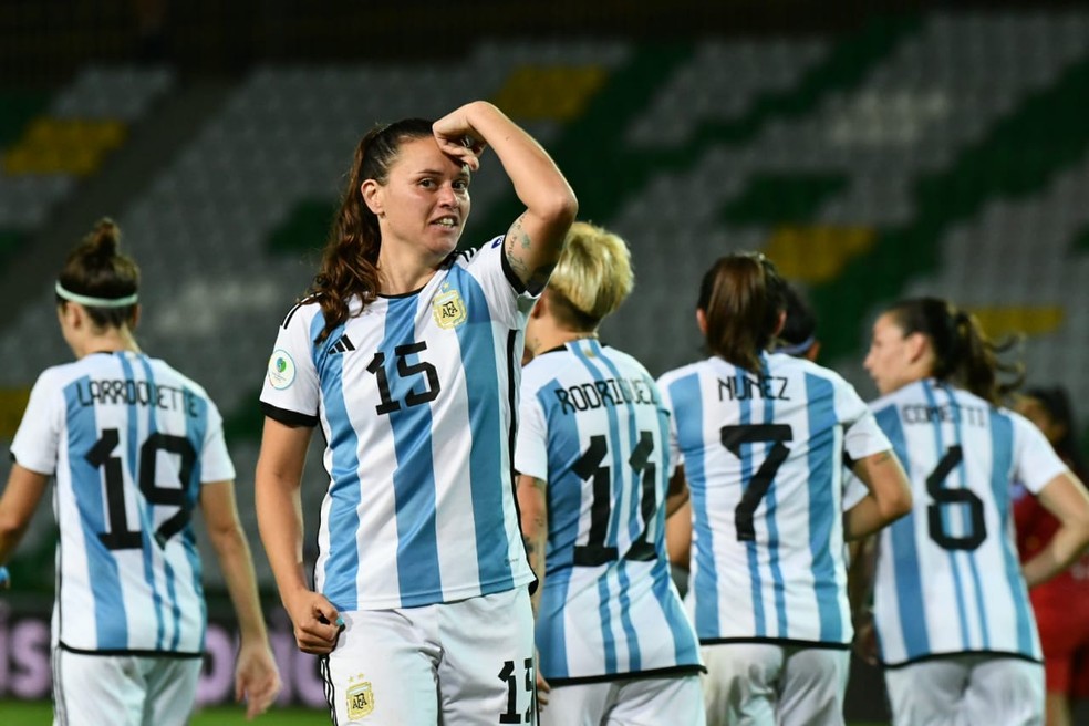 Argentina feminino hoje: escalação, desfalques e últimas notícias.