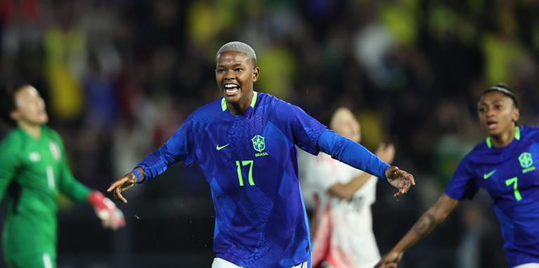 A previsão de desempenho da Seleção Brasileira e os novos talentos.