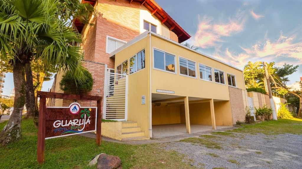 Dicas de hostel no Guarujá: Economize e aproveite mais!