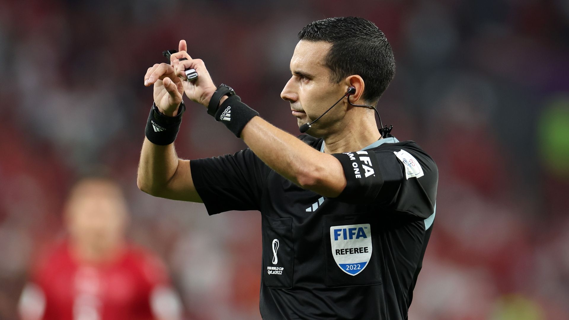 César Ramos árbitro e o uso do VAR veja lances polêmicos analisados por ele