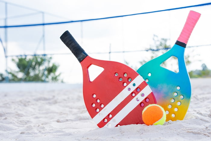 História do beach tennis: por que é tão popular? (Veja as razões do sucesso global!)