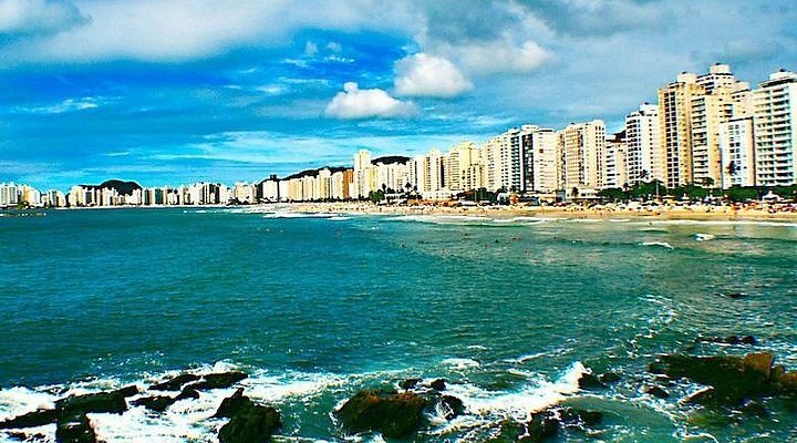 Praia Itarare Sao Vicente vale a pena ir (confira motivos imperdiveis)